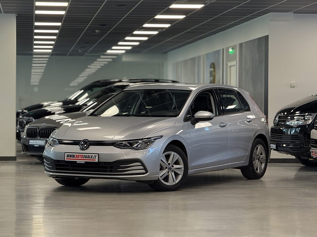 Volkswagen Golf | 3