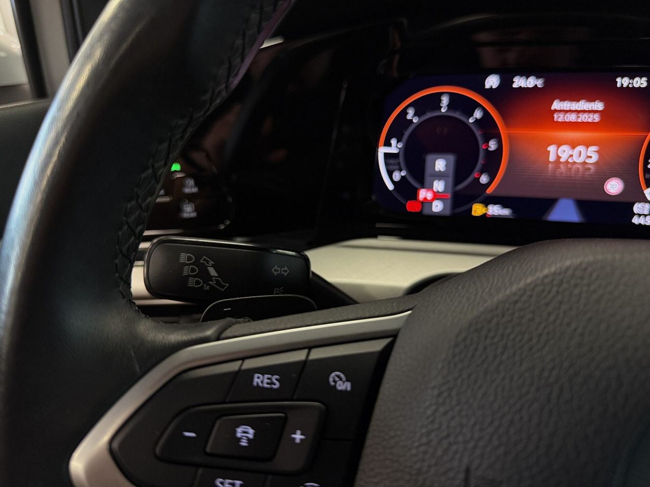 Volkswagen Golf | 15