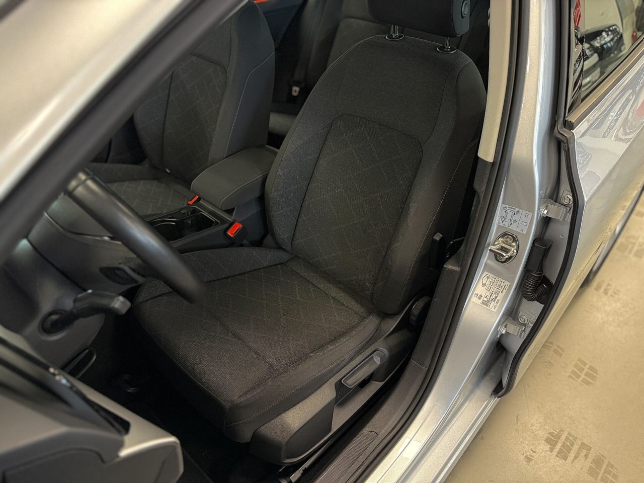Volkswagen Golf | 22