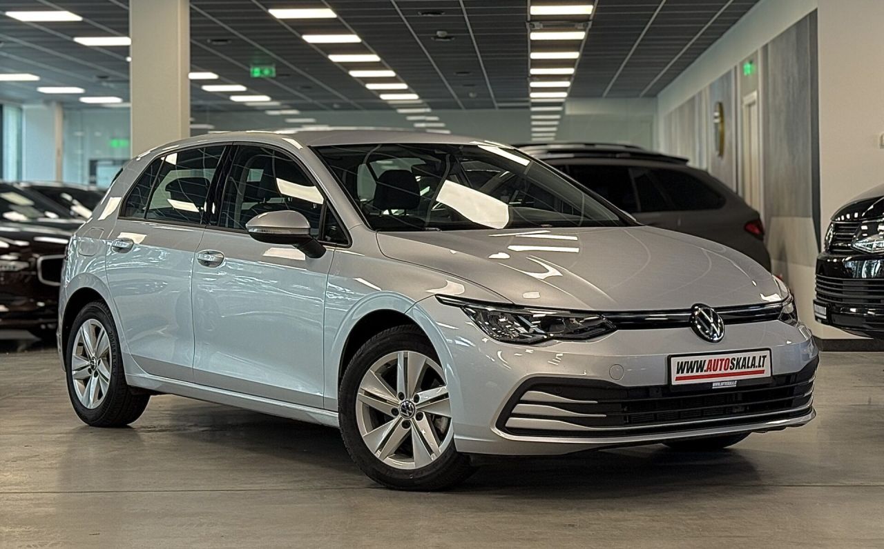Volkswagen Golf | 32