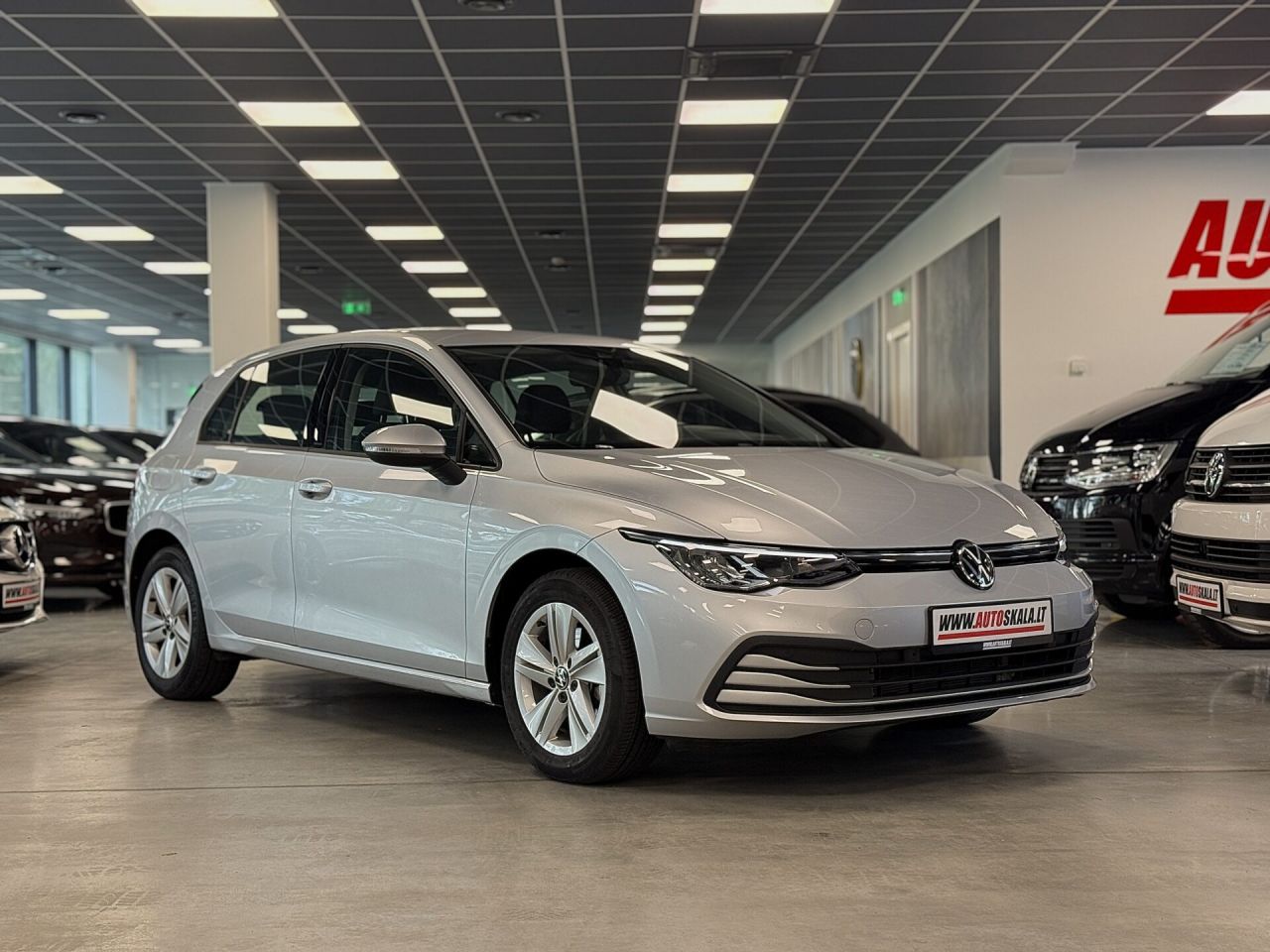 Volkswagen Golf | 33