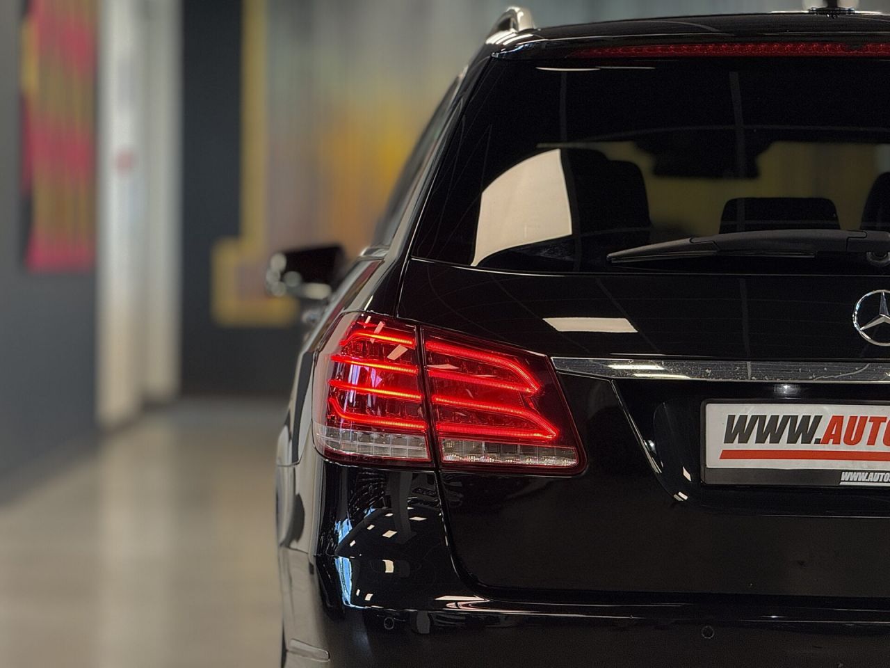 Mercedes-Benz E350 | 33