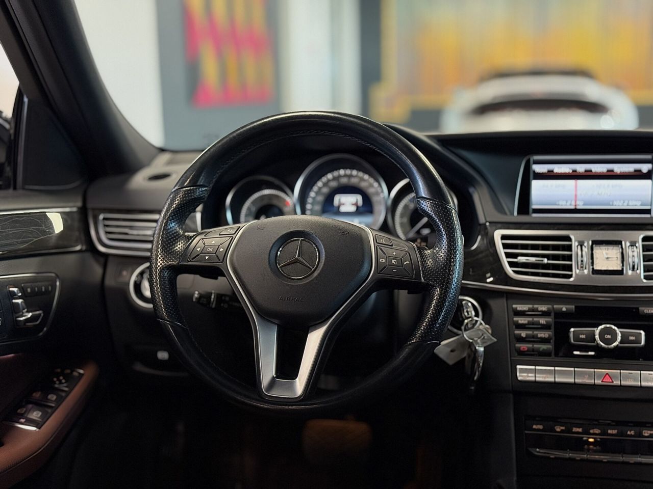Mercedes-Benz E350 | 23