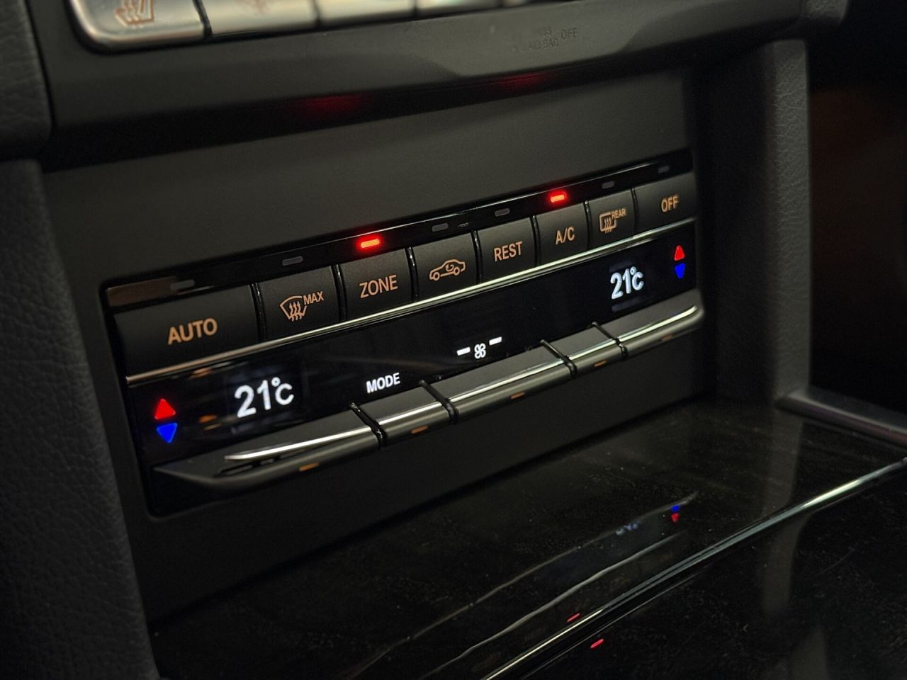 Mercedes-Benz E350 | 19