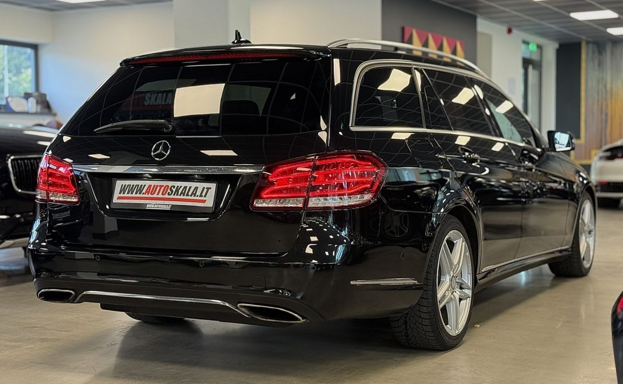 Mercedes-Benz E350 | 8