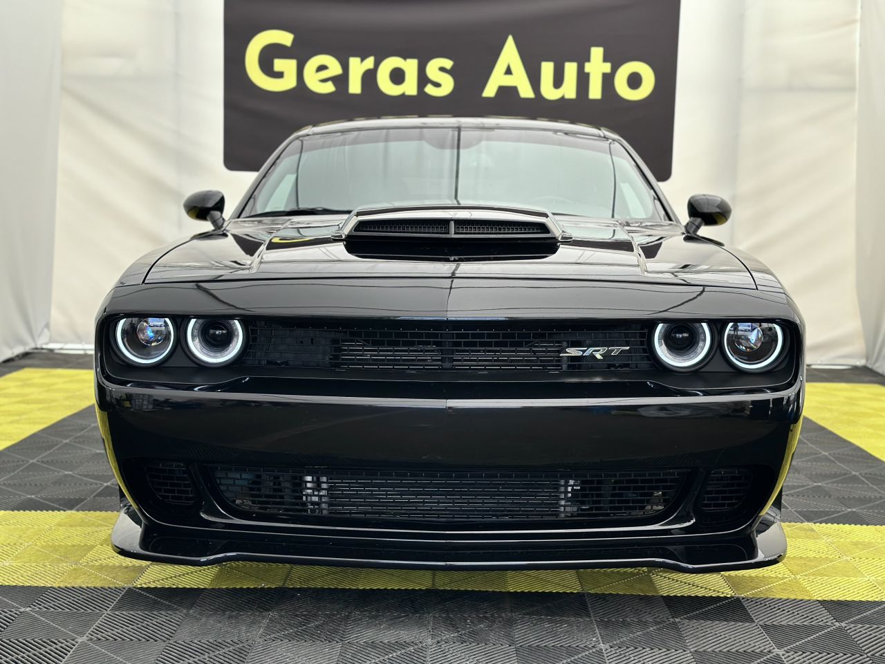 Dodge Challenger | 1