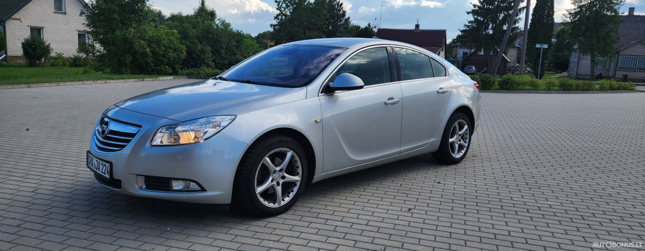 Opel Insignia, 2.0 l., Хэтчбек
