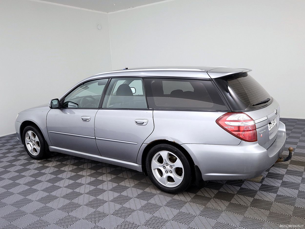 Subaru Legacy | 3