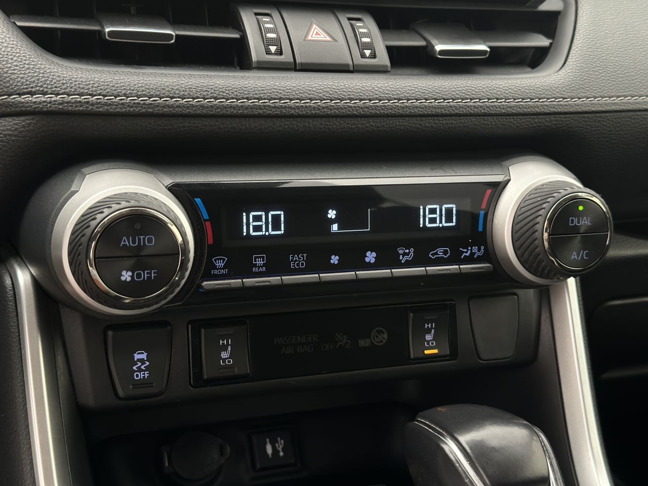 Toyota RAV4 | 15