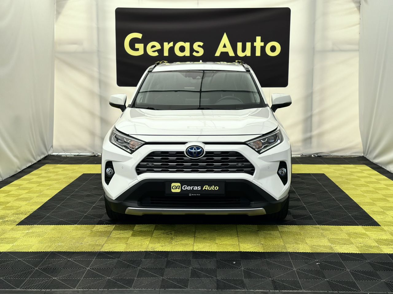 Toyota RAV4 | 6