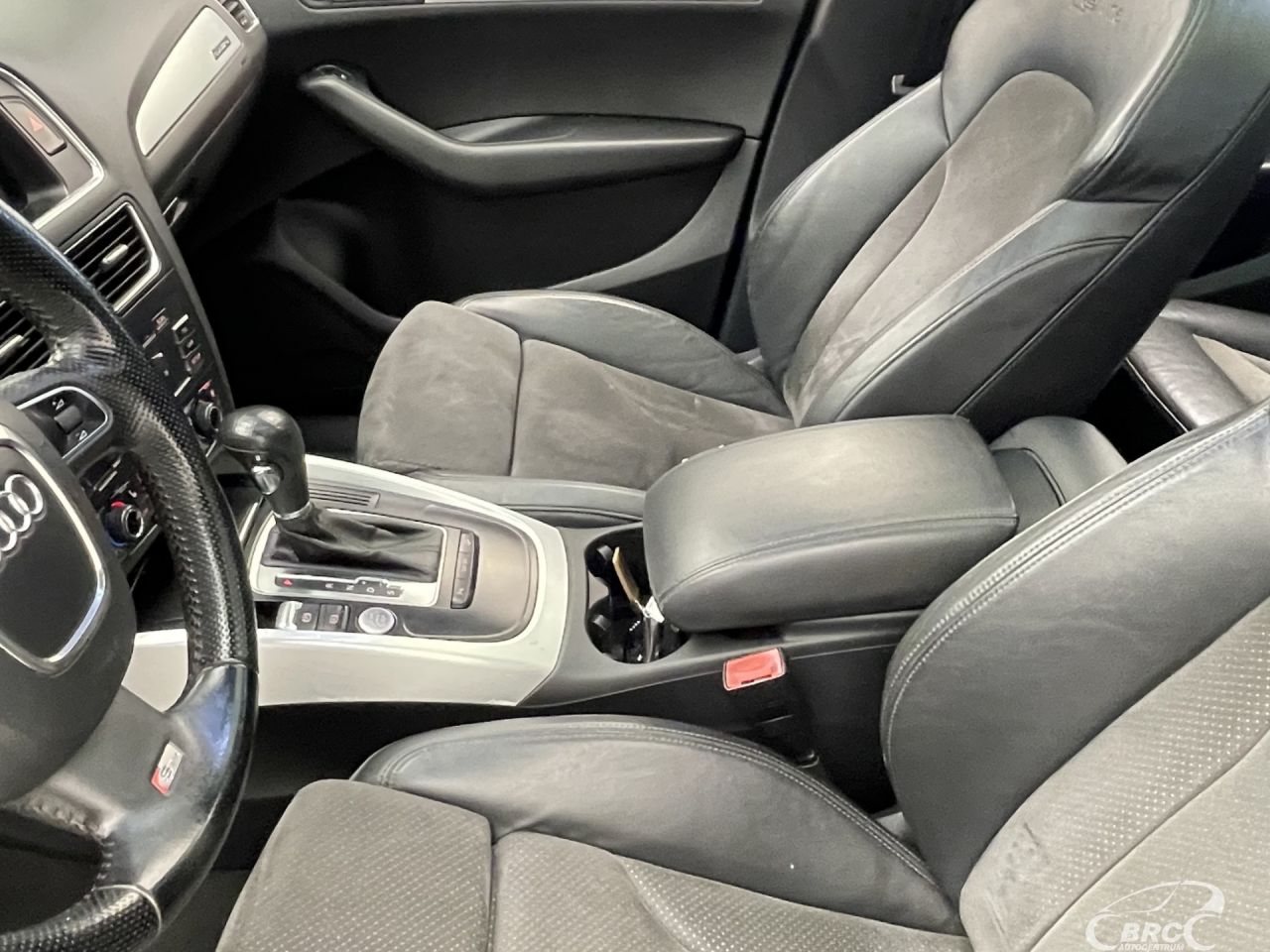 Audi Q5 | 24