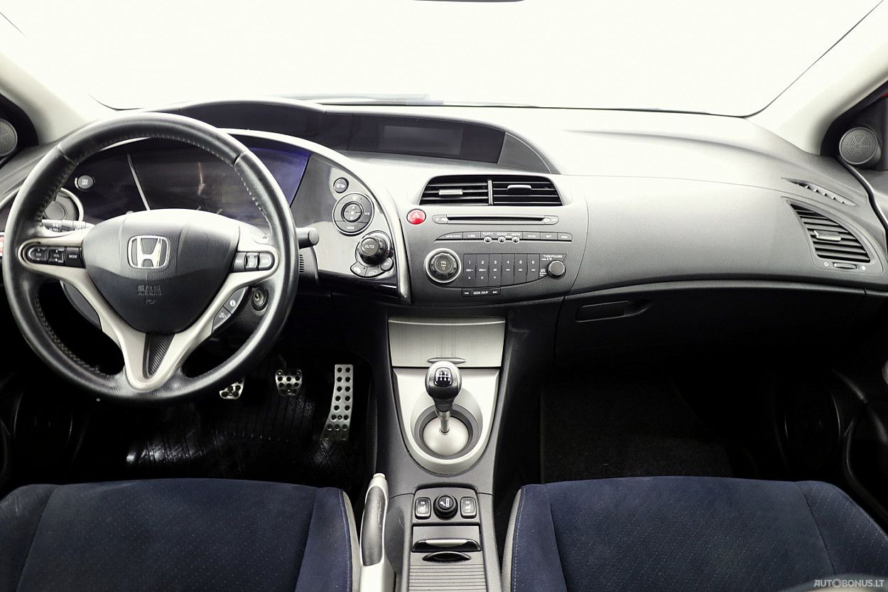 Honda Civic | 4