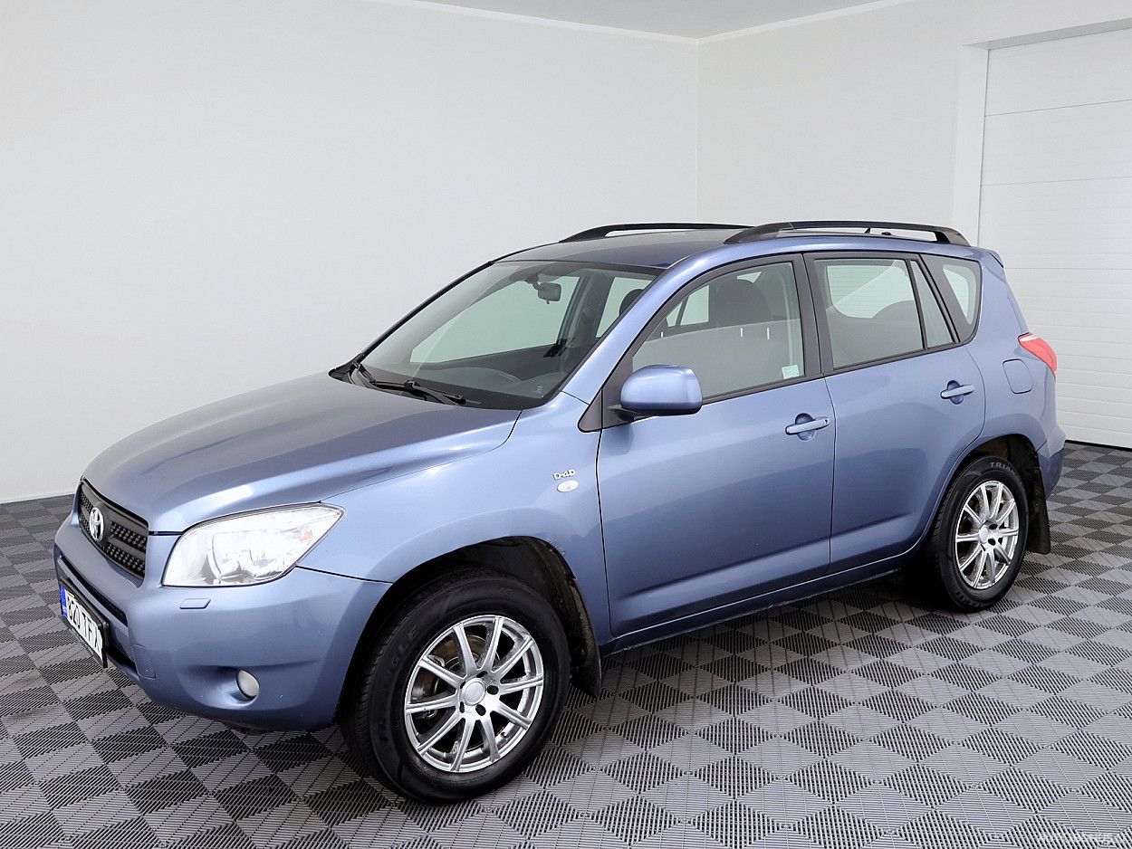 Toyota RAV4 | 1
