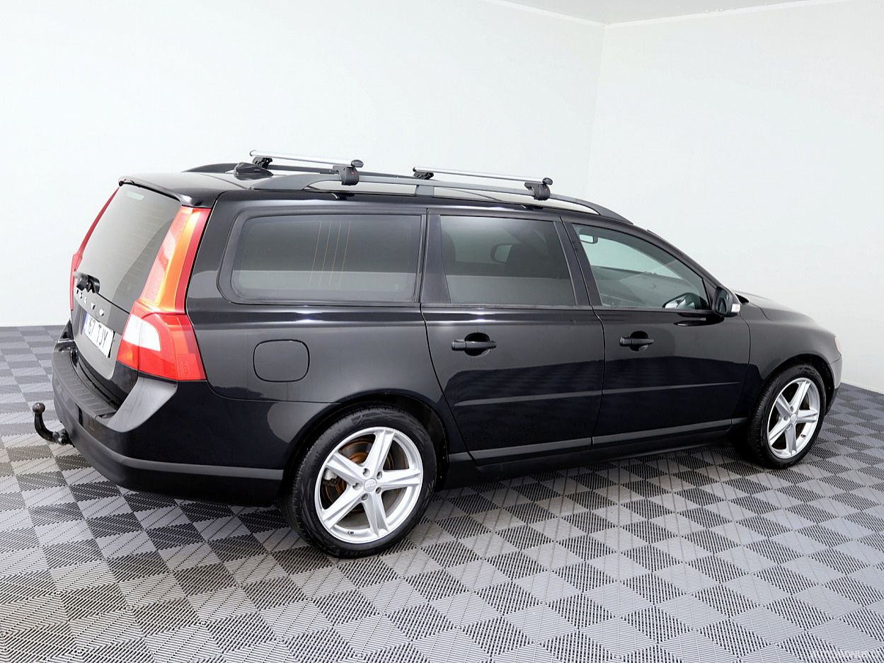 Volvo V70 | 2