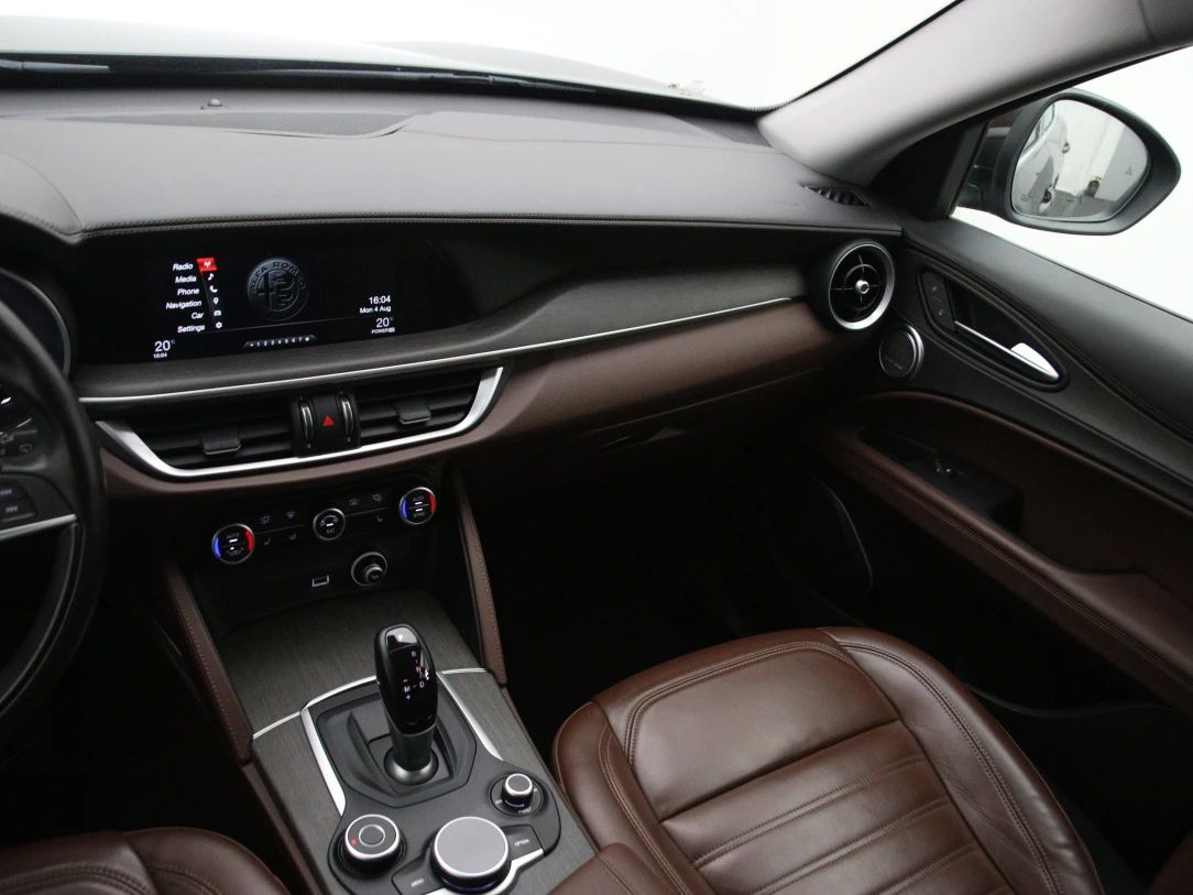Alfa Romeo Stelvio | 20