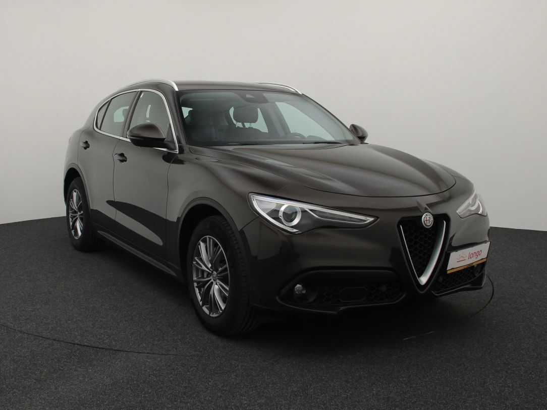 Alfa Romeo Stelvio | 9