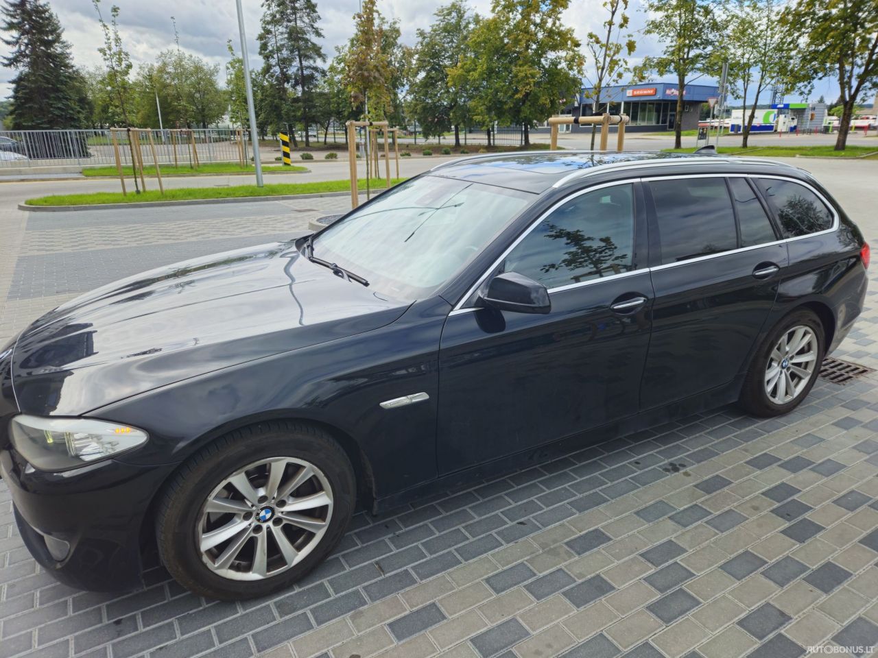BMW 525 | 6