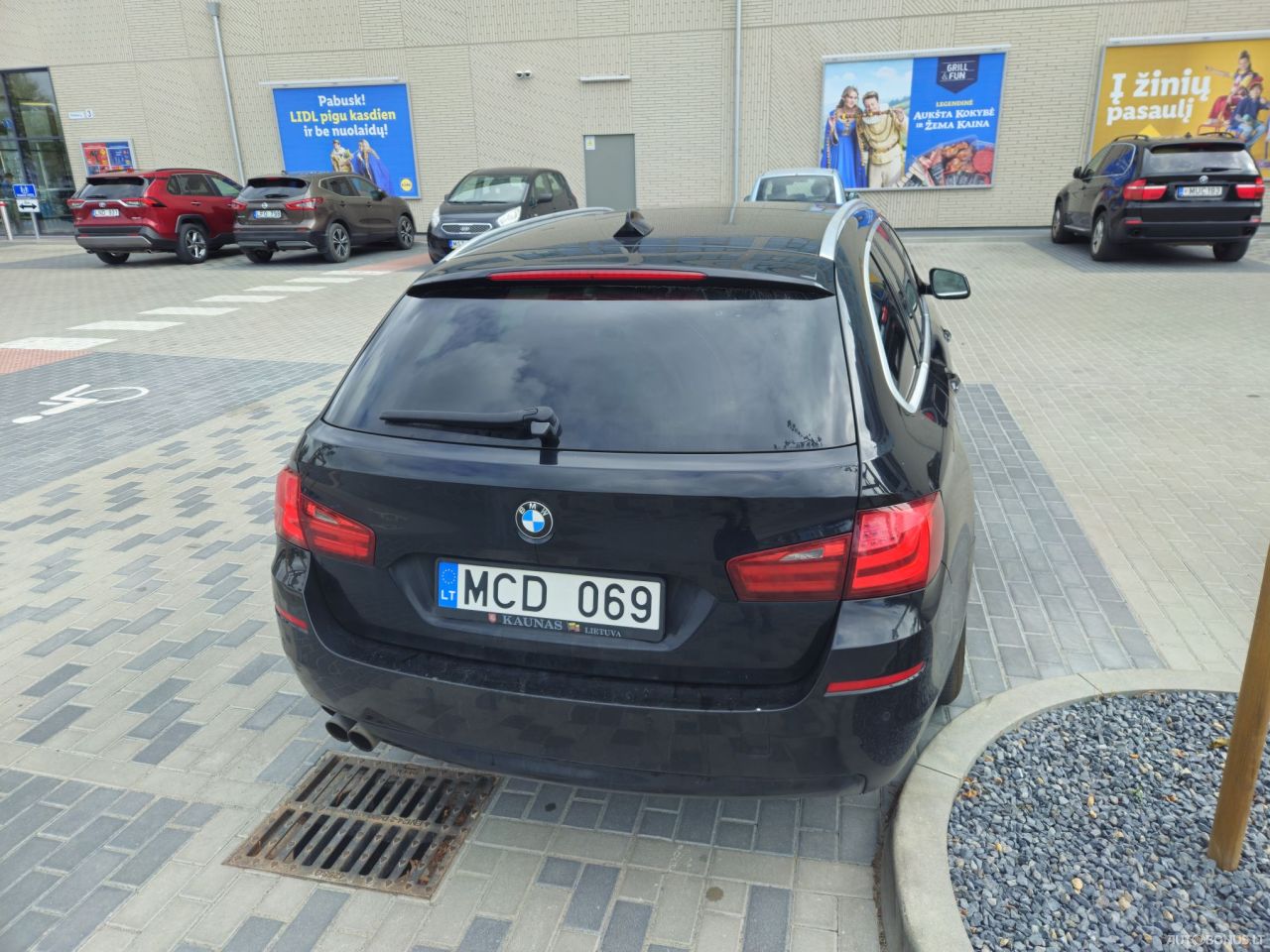 BMW 525 | 4