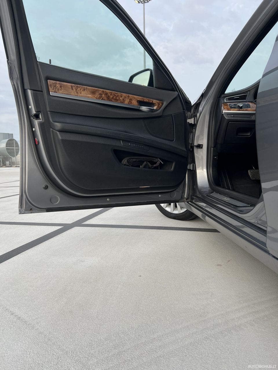 BMW 7 serija | 7