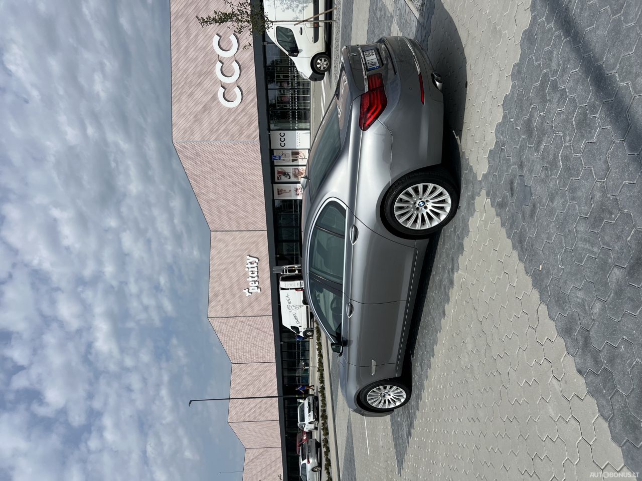 BMW 7 serija | 26