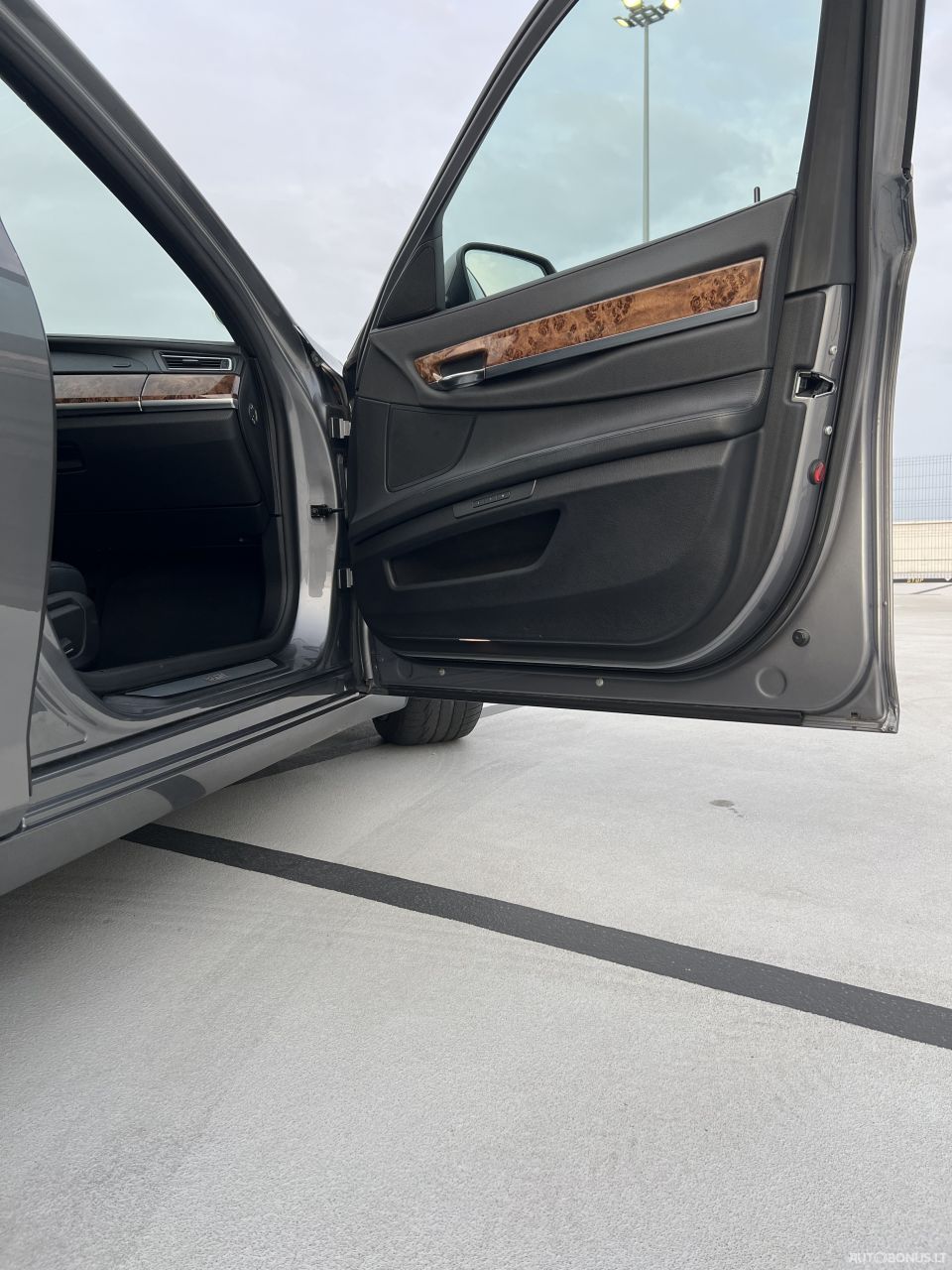 BMW 7 serija | 5