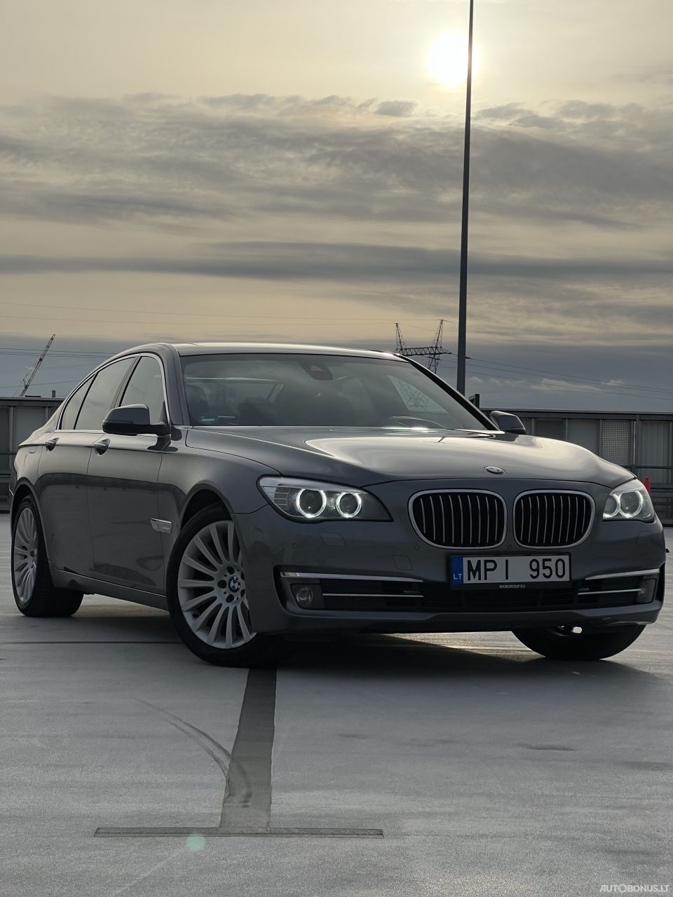 BMW 7 serija
