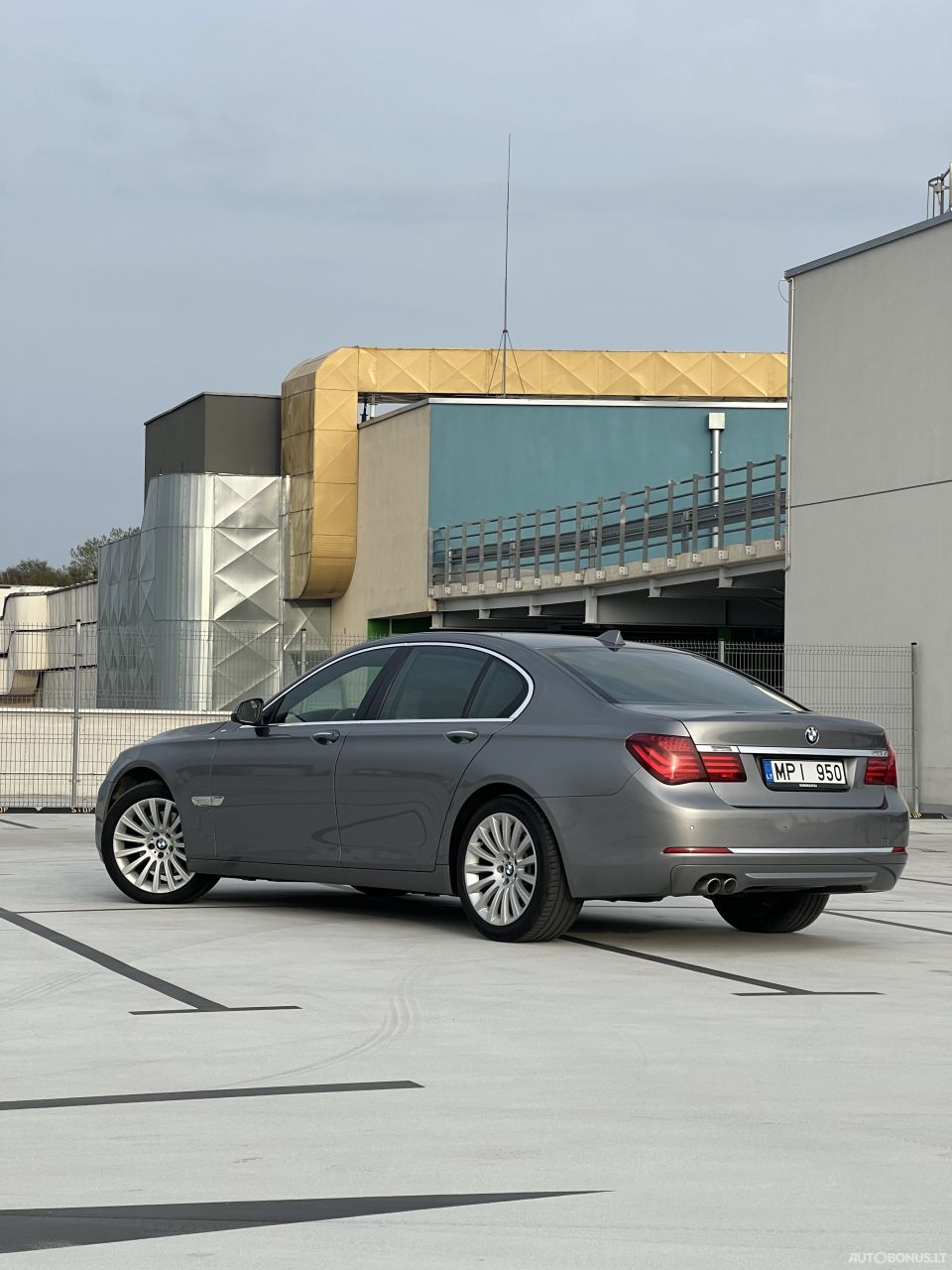BMW 7 serija | 4