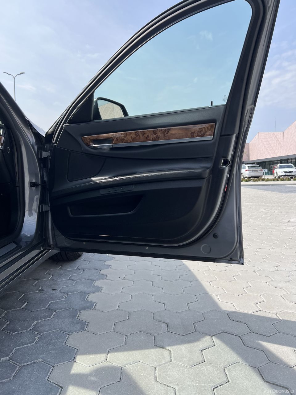 BMW 7 serija | 16