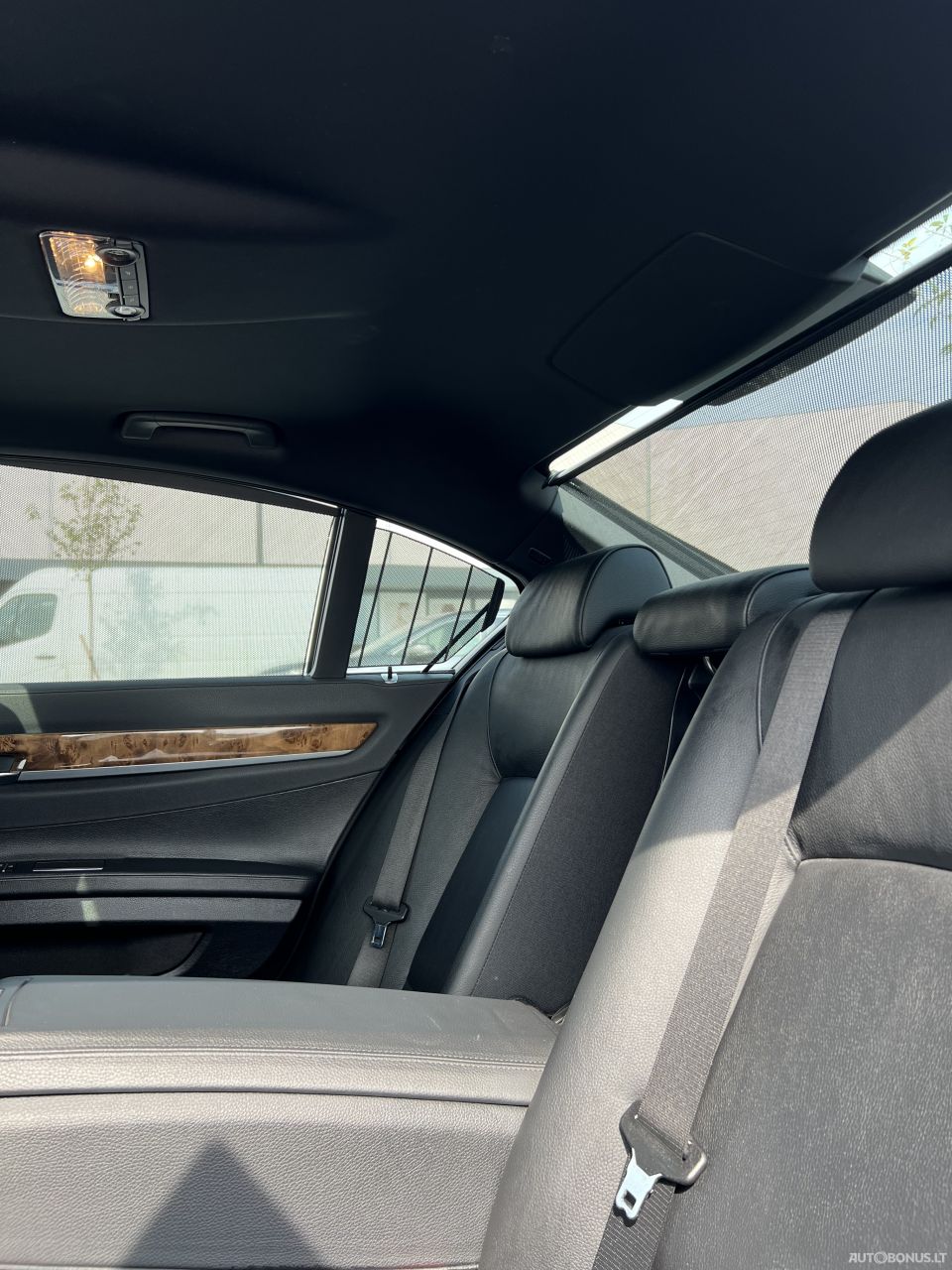 BMW 7 serija | 8