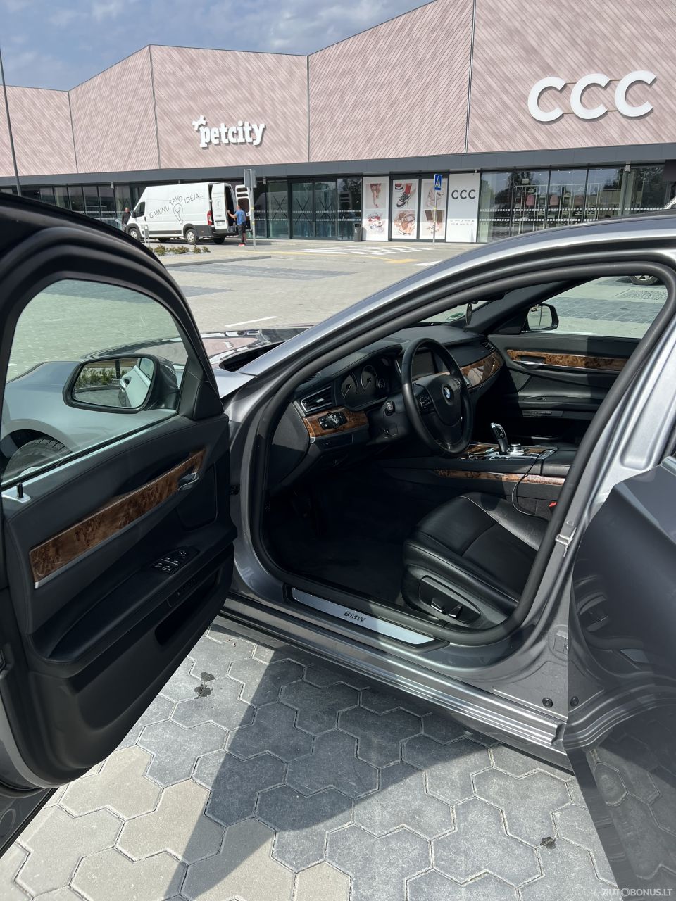 BMW 7 serija | 22