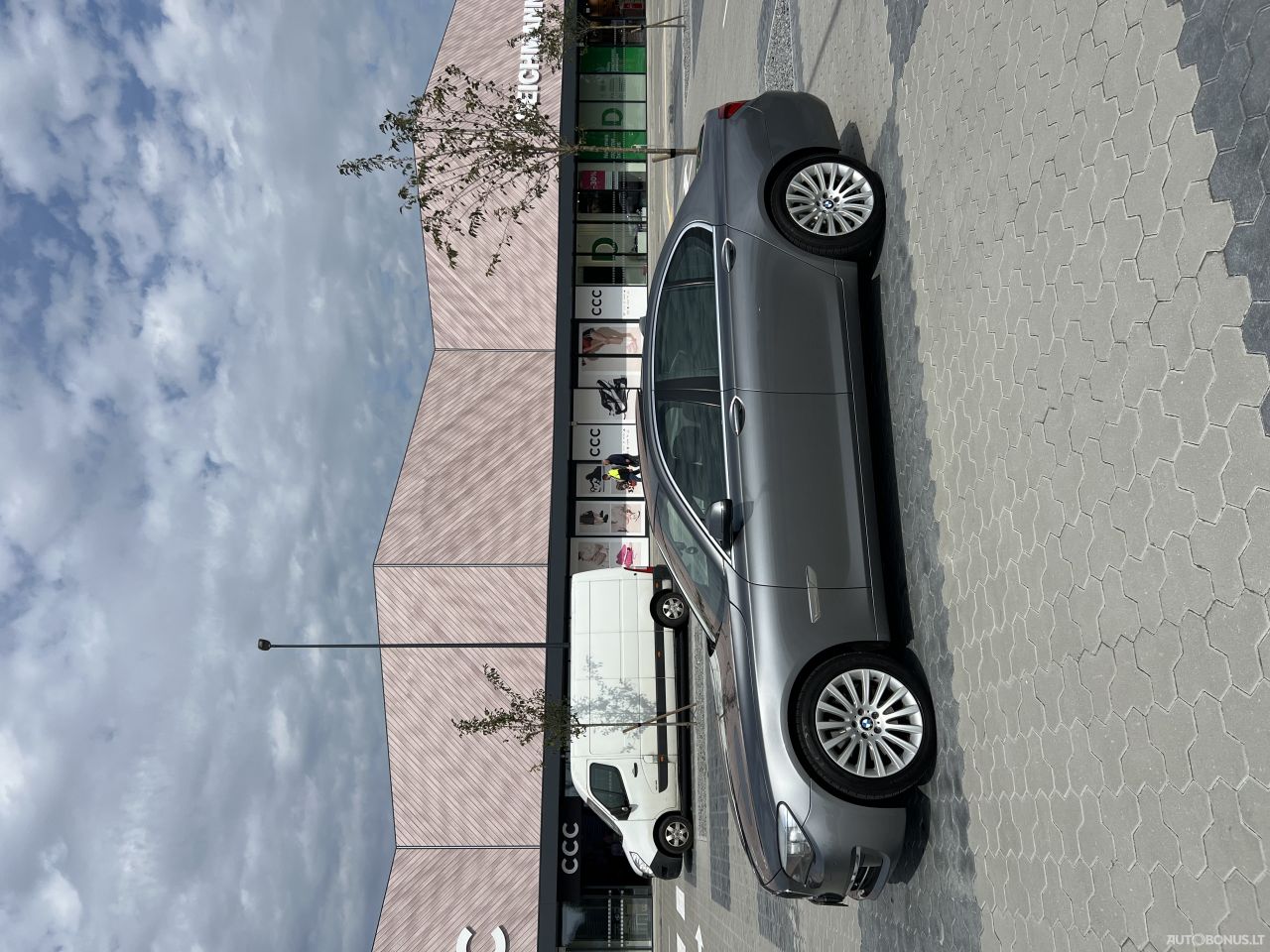 BMW 7 serija | 24