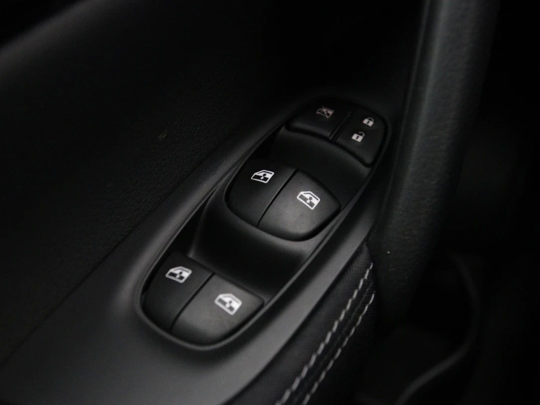 Nissan Qashqai | 25