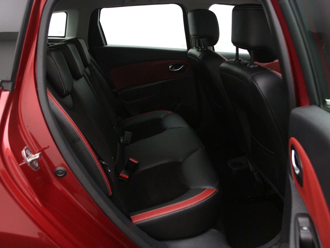 Renault Clio | 14