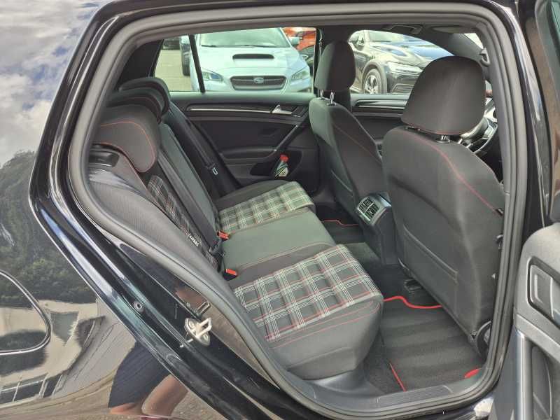 Volkswagen Golf | 5