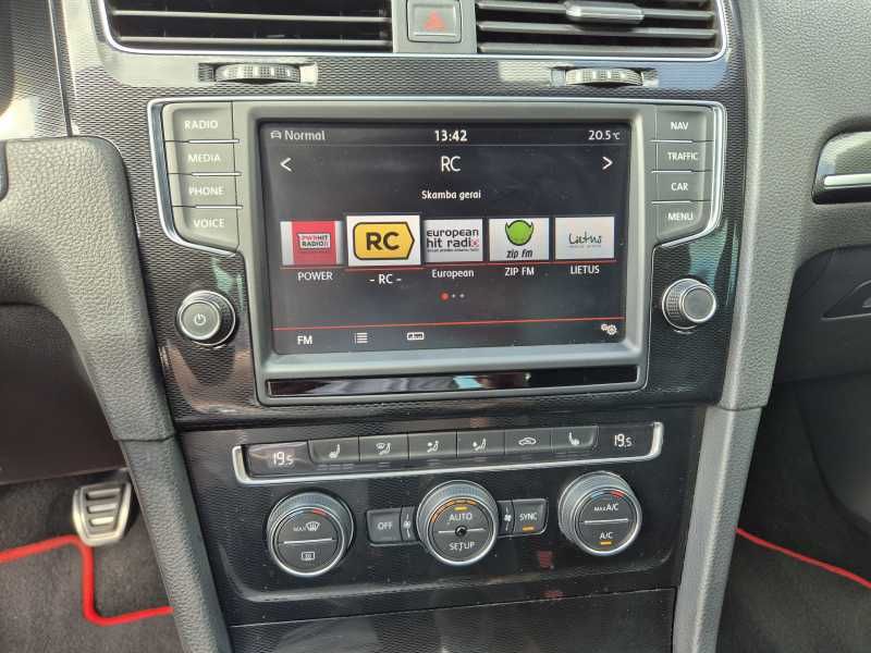 Volkswagen Golf | 11
