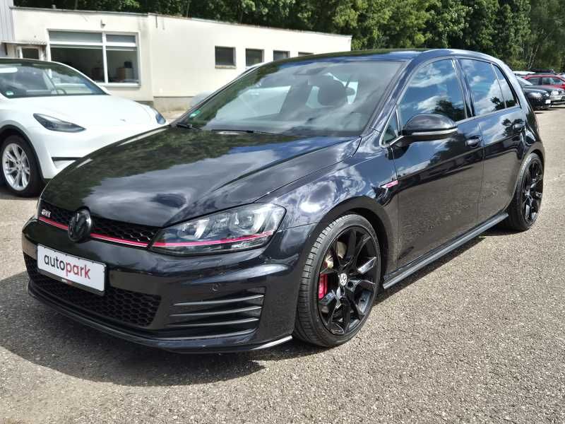 Volkswagen Golf, 2.0 l., hečbekas