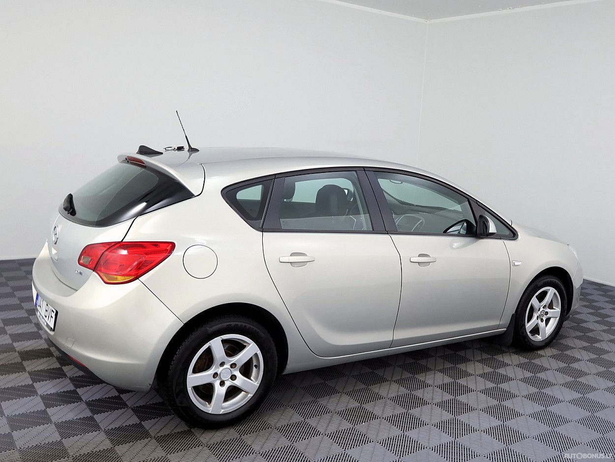 Opel Astra | 2