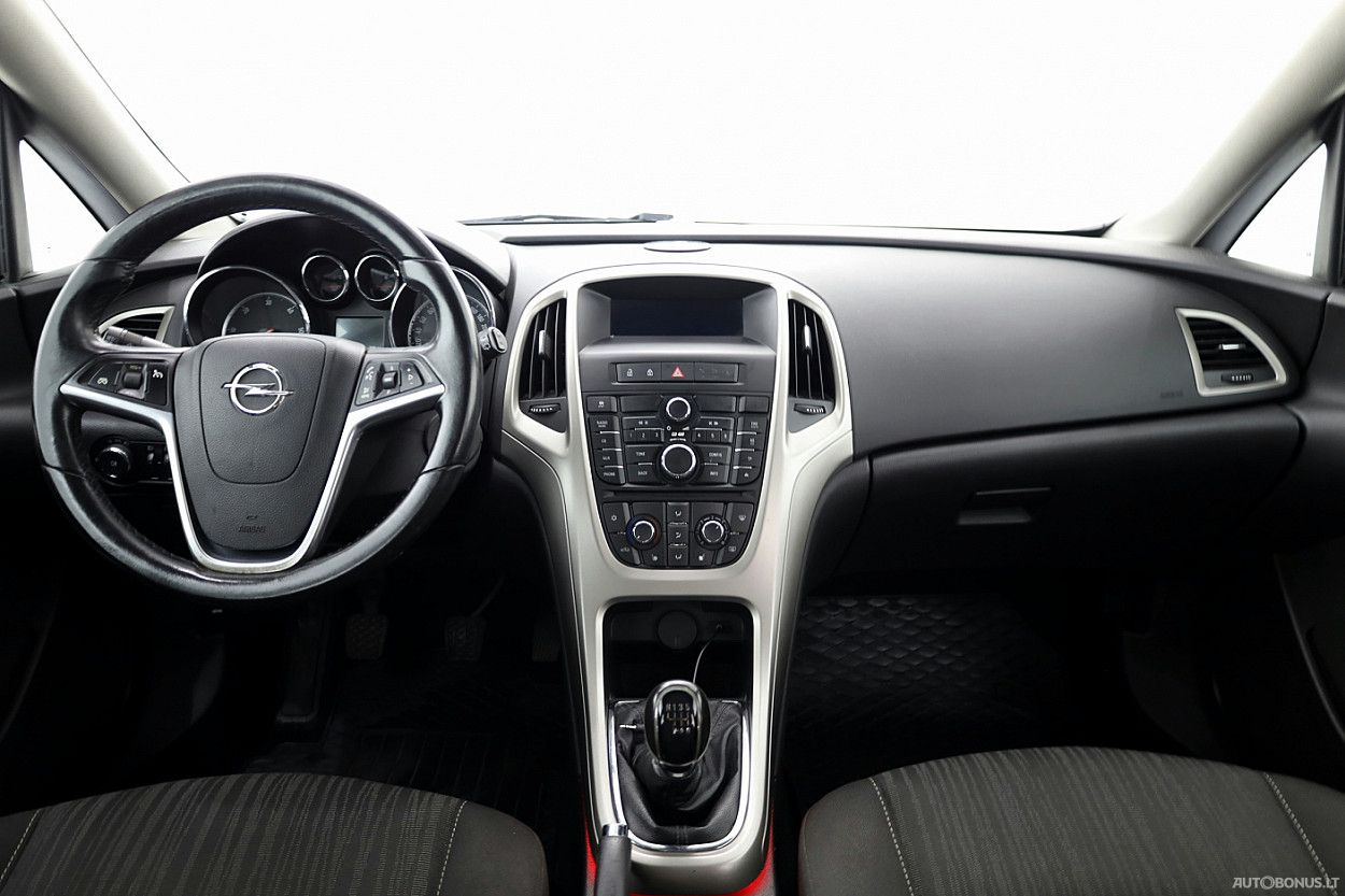 Opel Astra | 4