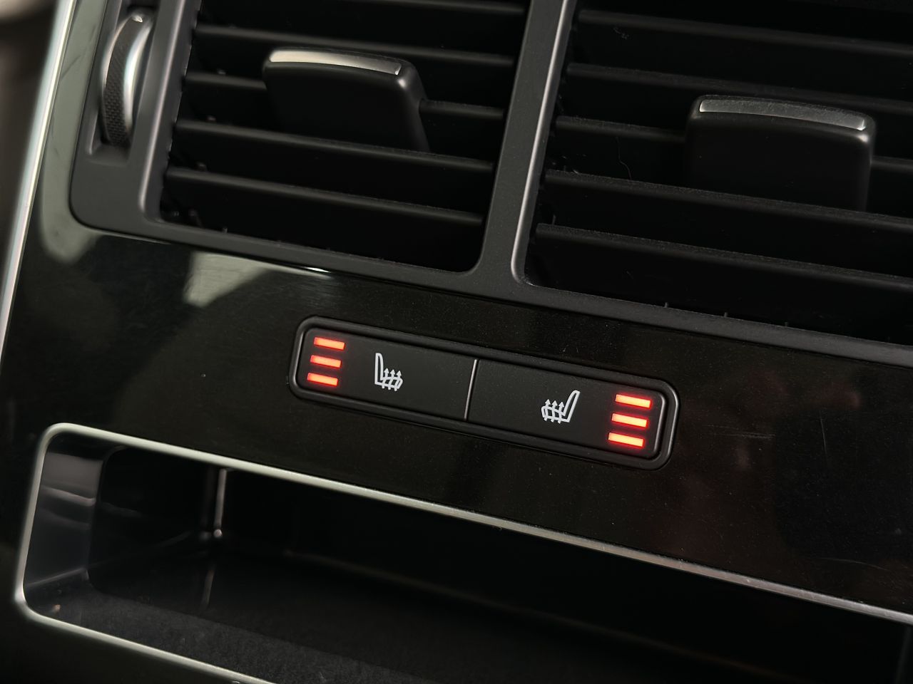 Land Rover Range Rover | 12