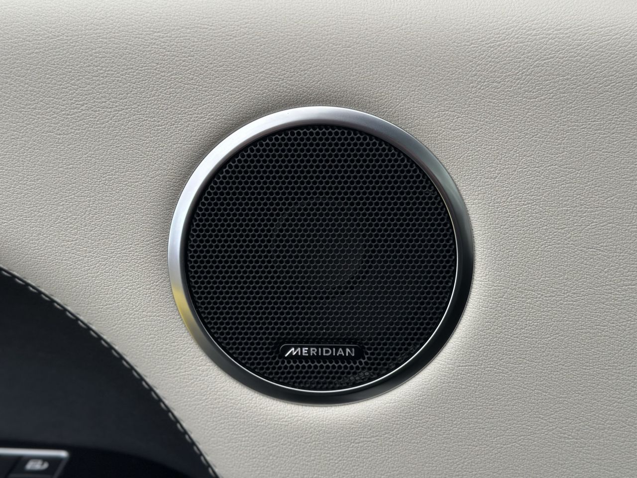 Land Rover Range Rover | 18