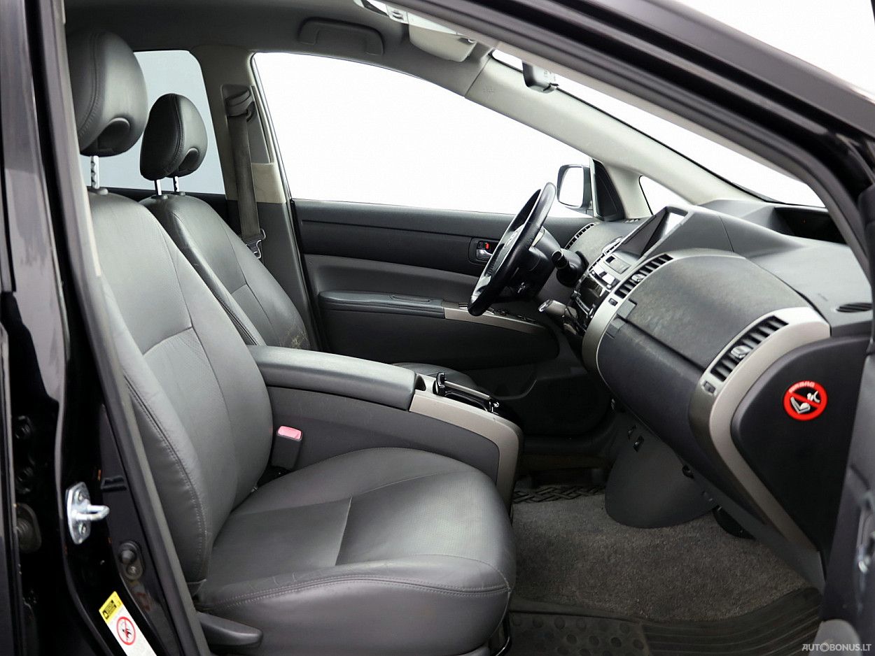 Toyota Prius | 5