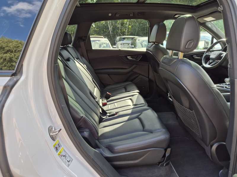 Audi Q7 | 5