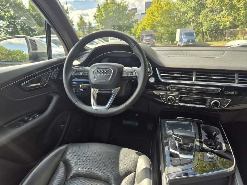 Audi Q7 | 6