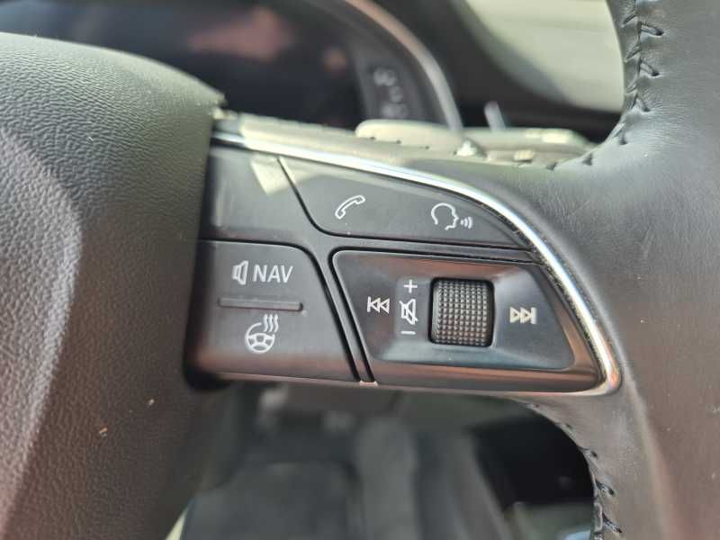 Audi Q7 | 10