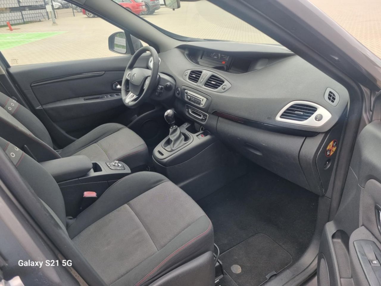 Renault Grand Scenic | 7