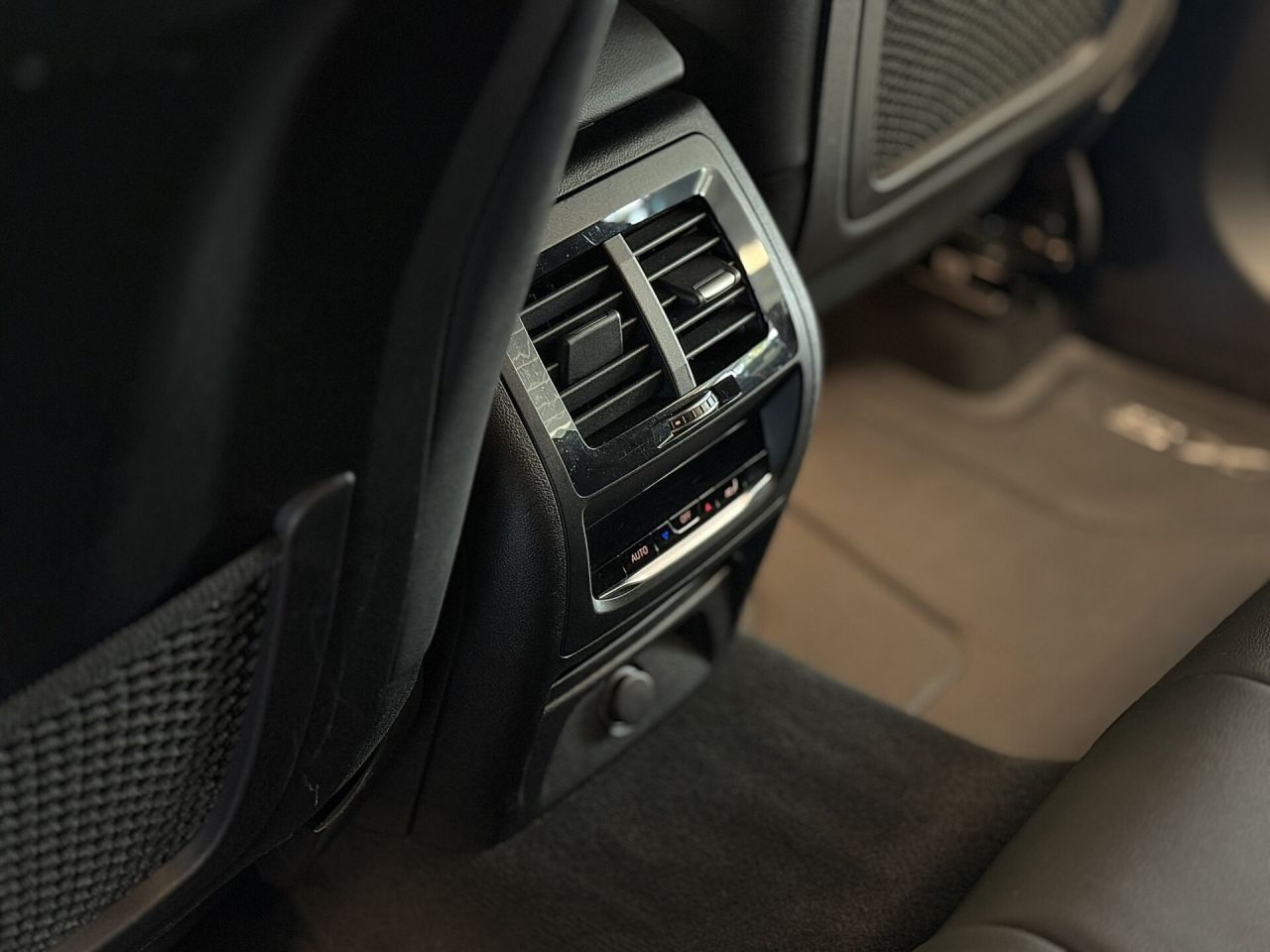 BMW X3 | 25