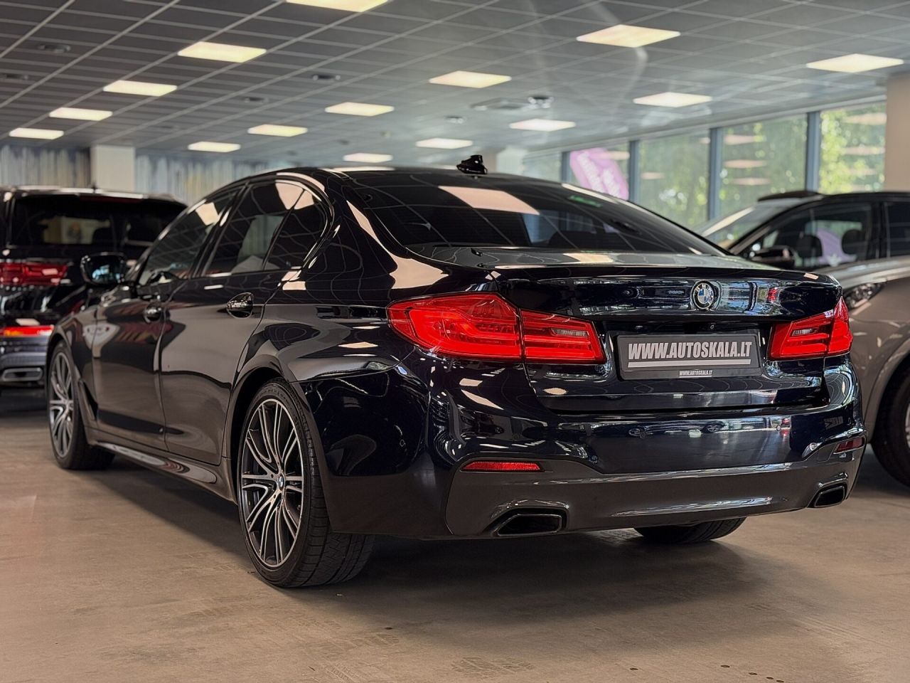 BMW 520 | 6