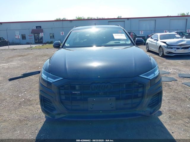 Audi Q8 | 10