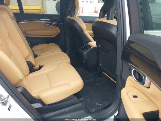 Volvo XC90 | 5