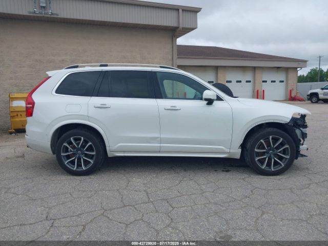 Volvo XC90 | 11